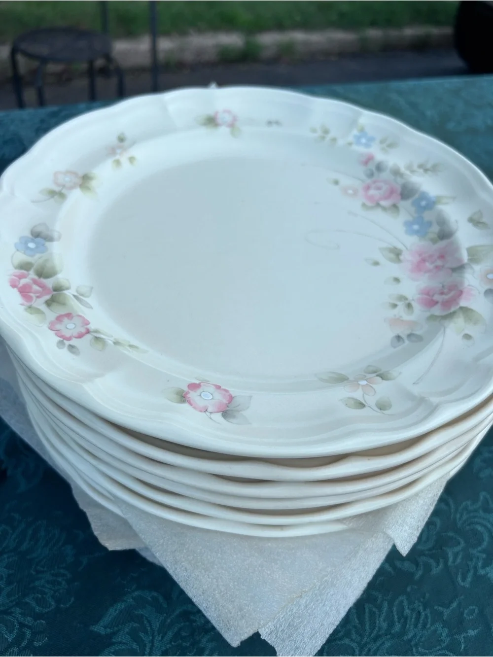 Vintage Pfaltzgraff Tea Rose Stoneware Dinnerware Set 26 Pc Plates Pasta Salad P